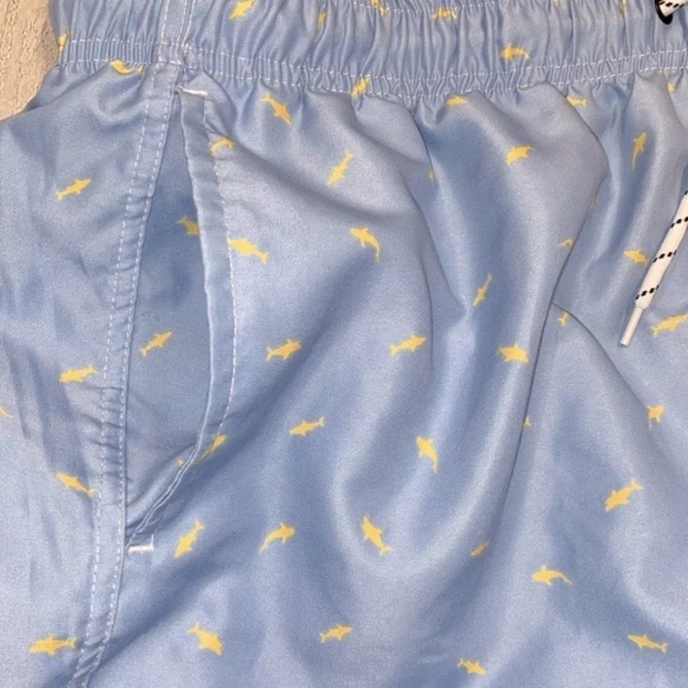 Blue shark print men’s swim trunks size large